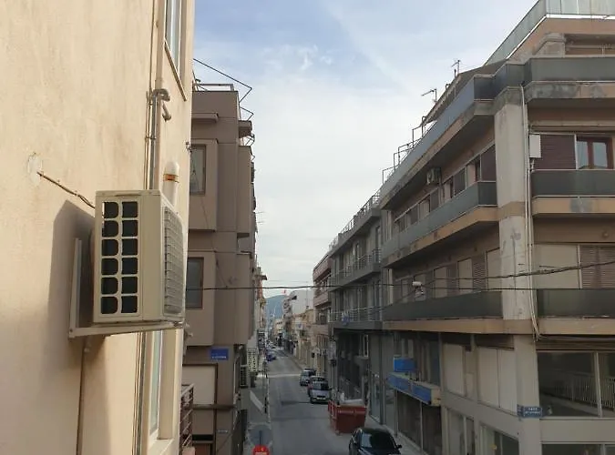 Very Close To The Port Of * 볼로스